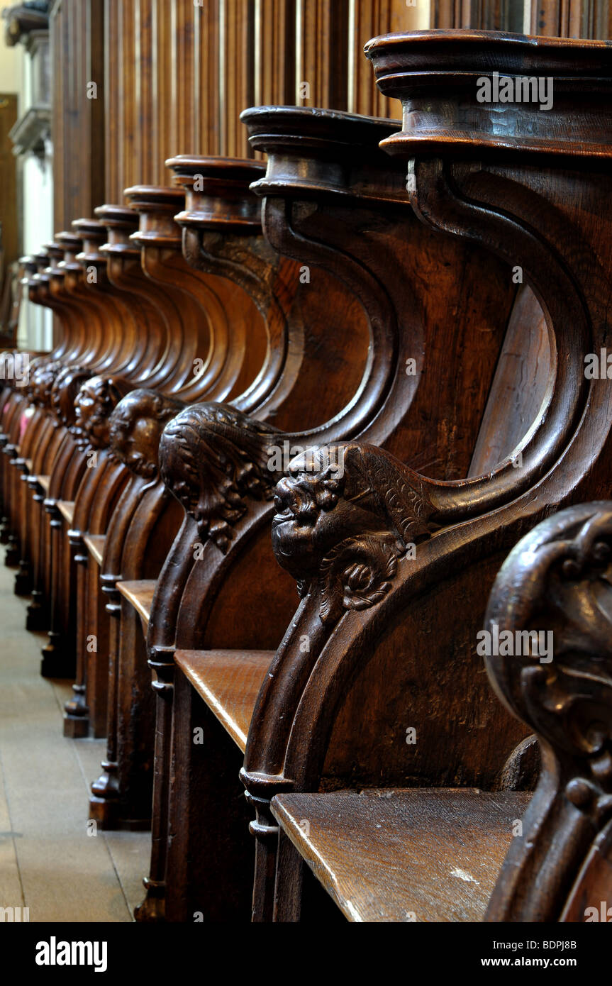 Choir stalls in the Chancel, St. Paul`s Church, Bedford, Bedfordshire, England, UK Stock Photo